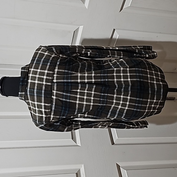 Express Flannel ♥️ - Picture 4 of 7